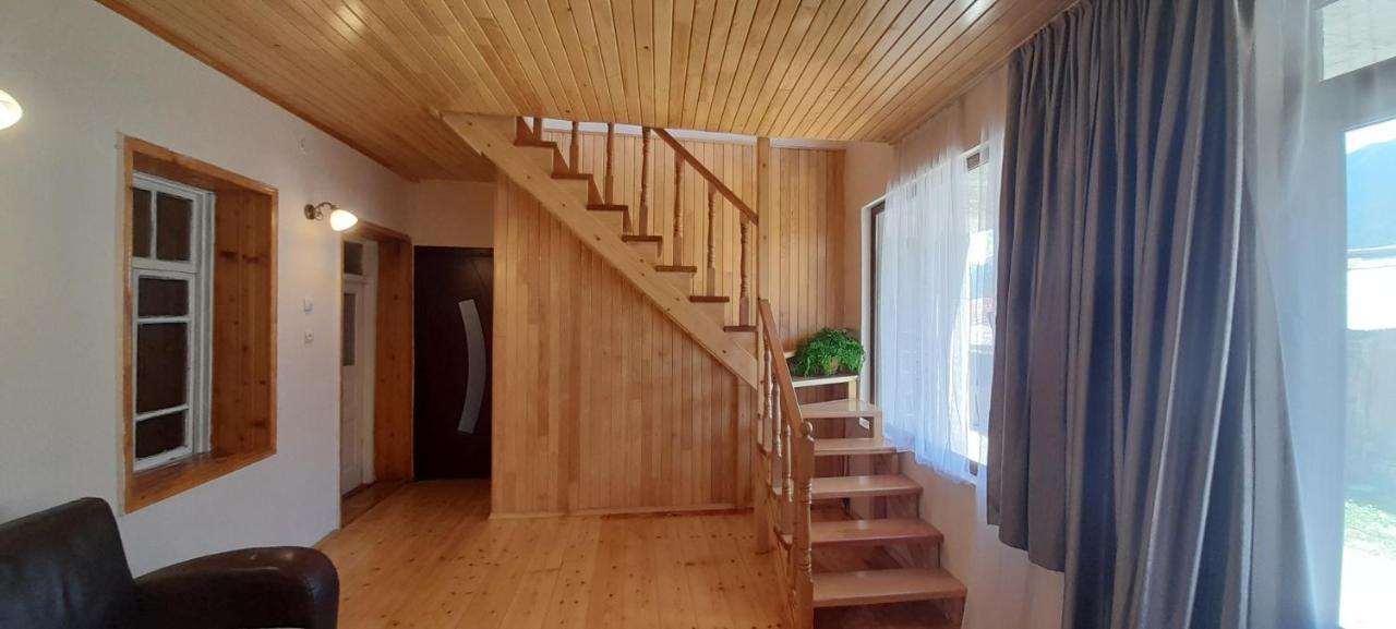 Guest House Lekhtagi Mestia Zewnętrze zdjęcie